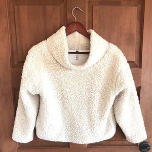 Tea Collection Sherpa fleece pullover size 14